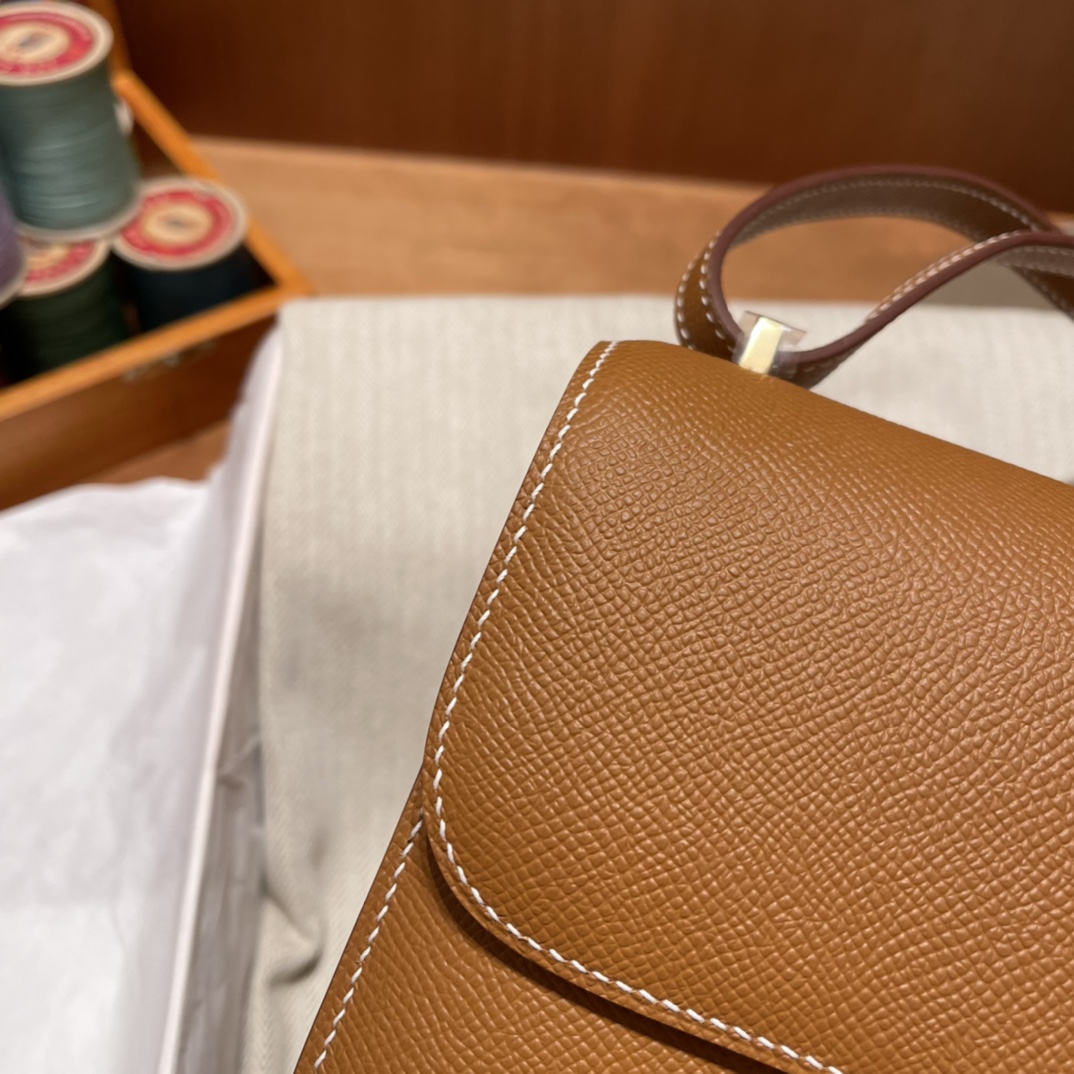 에르메스 콘스탄스18 골드브라운 금장 앱송